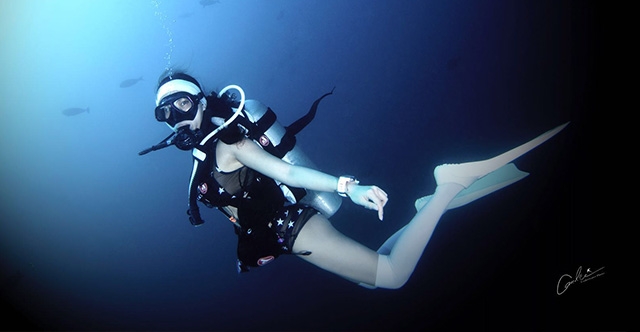拥有一个非常美的潜水员女朋友，是种怎样的体验？